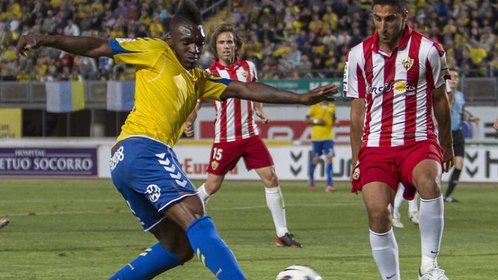 Telediario 1 - Cuatro equipos, en busca de una plaza en Primera