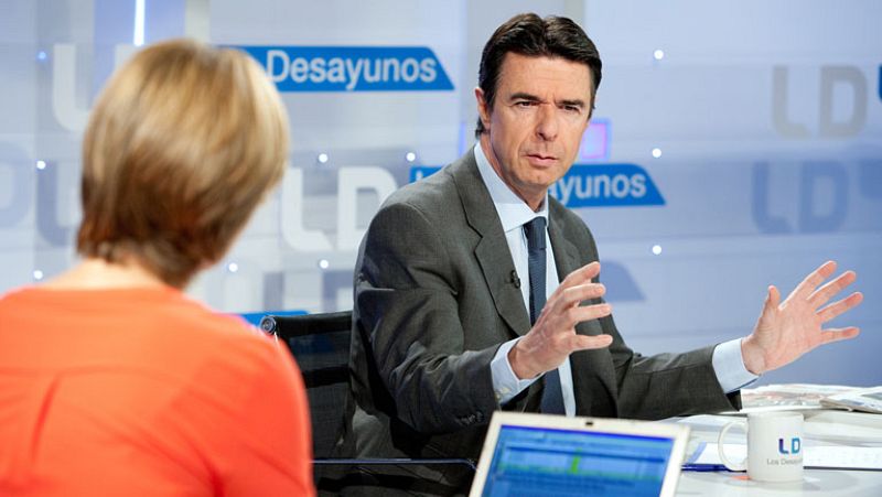 Soria afirma que sin la reforma eléctrica, el déficit tarifario alcanzaría 50.000 millones en menos de tres años