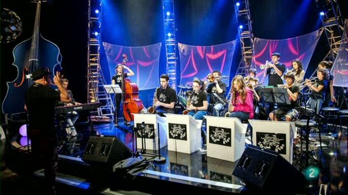 Blue Zulu - Blue zulu - Sant Andreu Jazz Band i The Pinker Tones  - 1/07/2013