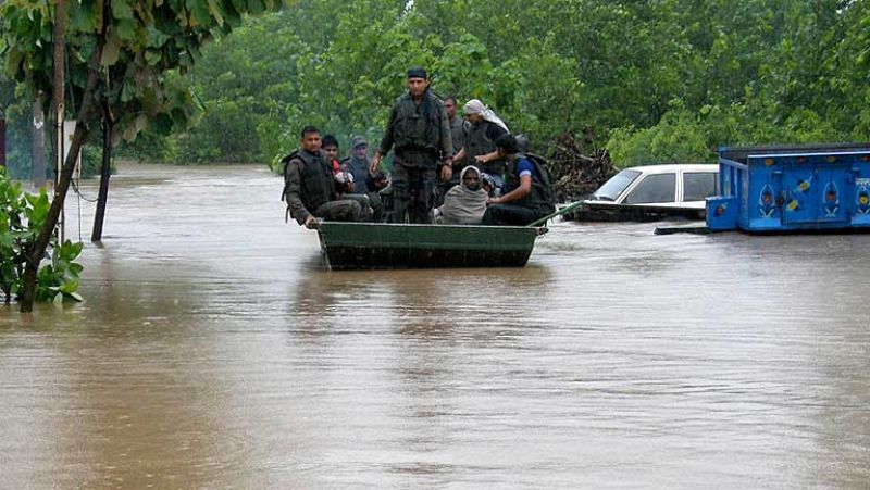 Las inundaciones dejan al menos 45 personas muertas en el norte de la India