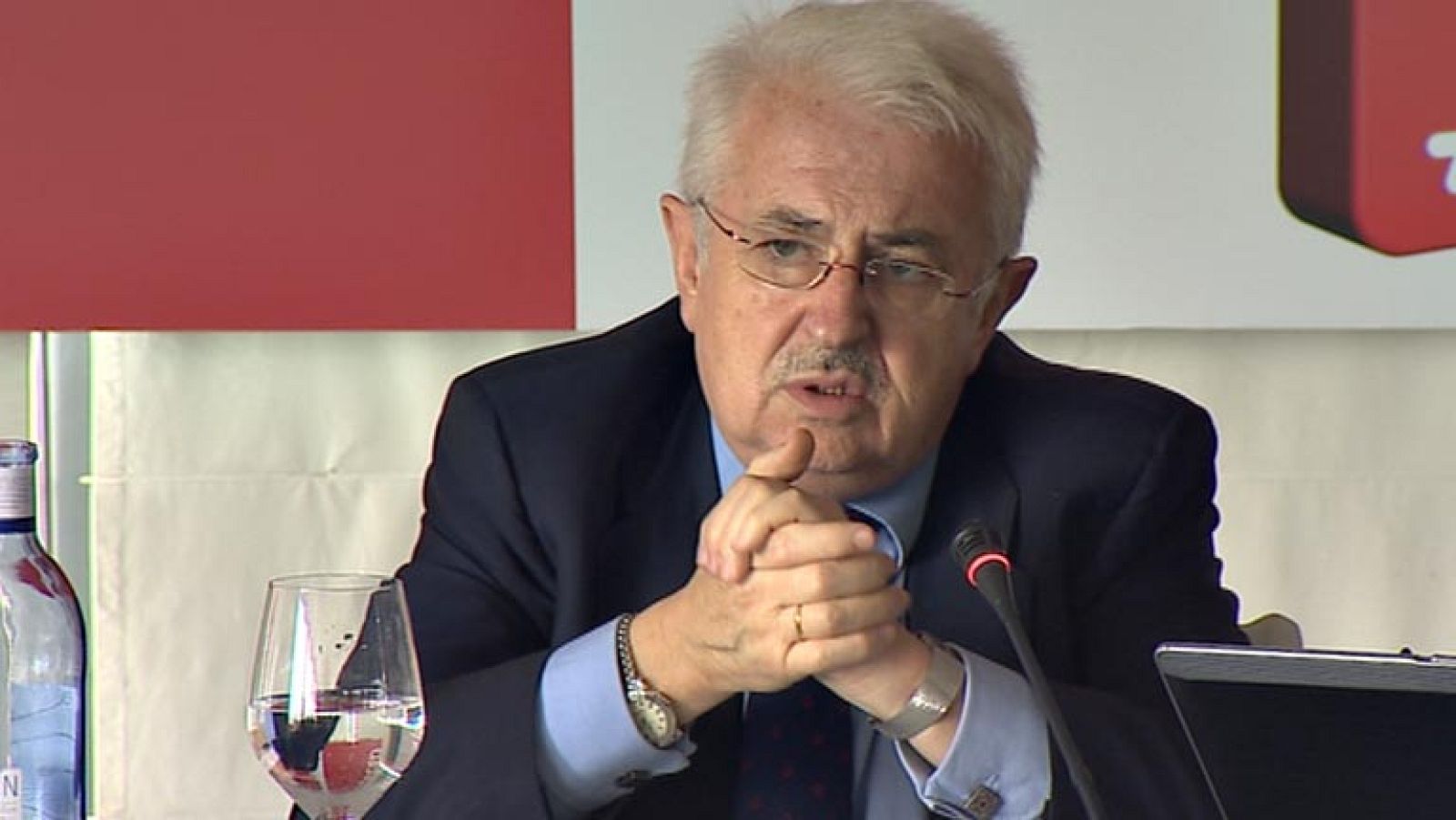 La CEOE critica los días de permiso por defunción de un familiar: "Los viajes no son en diligencia"