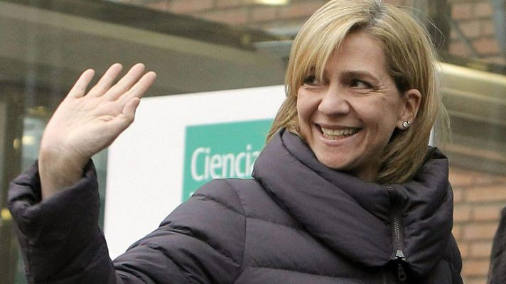 Telediario 1 - Hacienda dice que venía el DNI de la infanta en las fincas por "error"