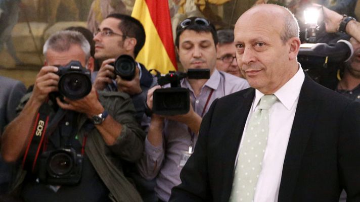 Informativo 24h - Wert se muestra abierto a modificar las exigencias académicas para las becas