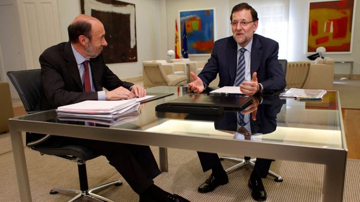 Telediario 1 - Rajoy y Rubalcaba sellan en la Moncloa el pacto europeo