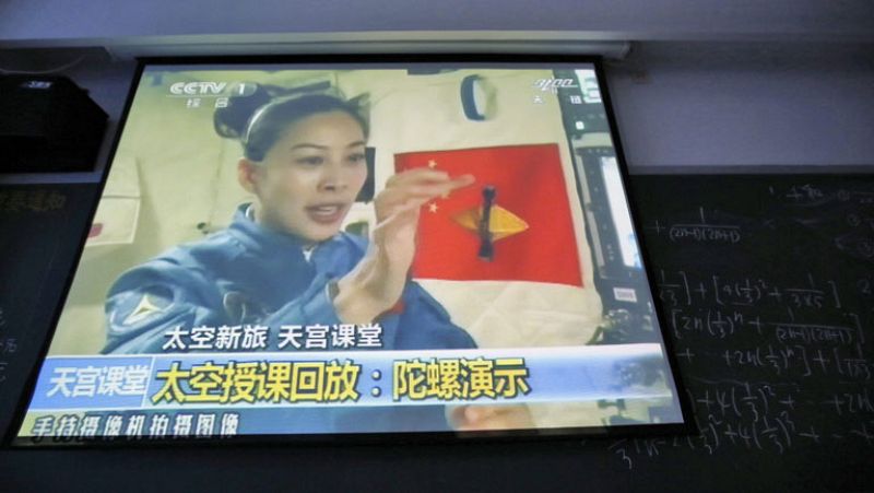 China recoge el testigo de los "profesores espaciales" | Ver