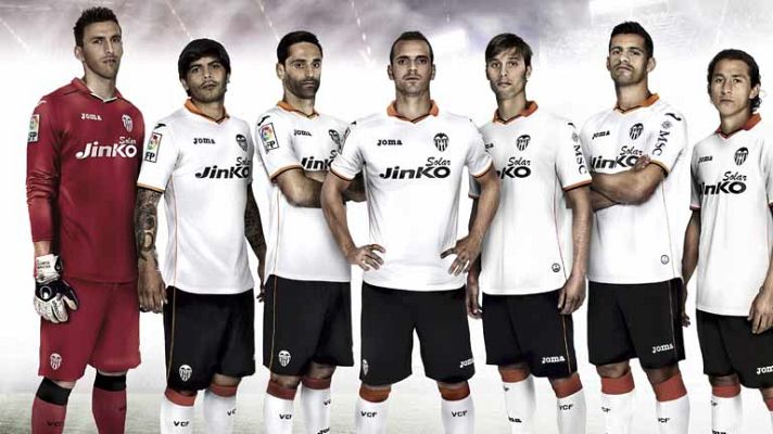Telediario 1 - El Valencia presenta su nueva equipación