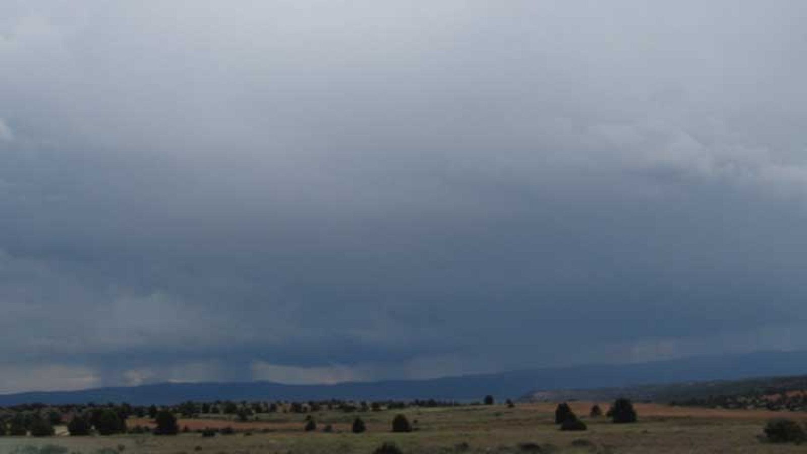 Viento fuerte en Galicia, valle del Ebro, Girona y el Estrecho