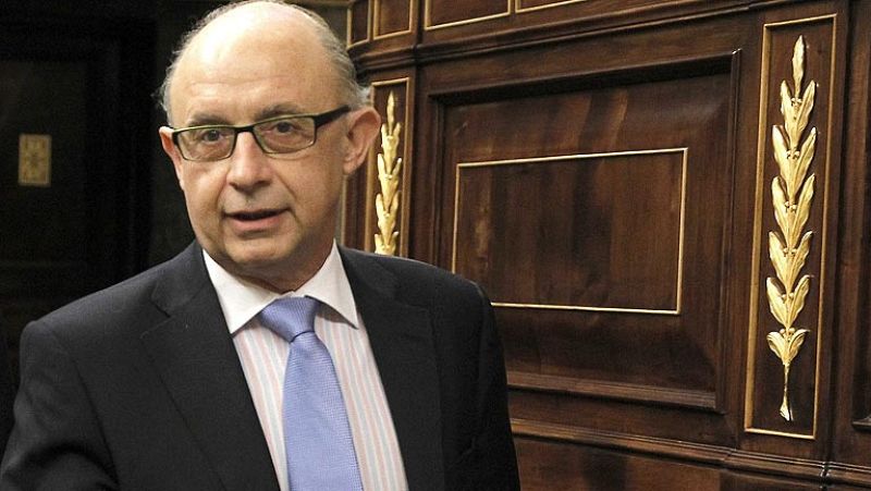Montoro: "No hay ningún NIF en la Agencia Tributaria que no sea sometido a inspección"