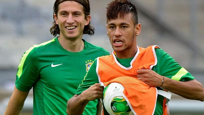 Telediario 1 - Brasil, favorita ante Uruguay en casa