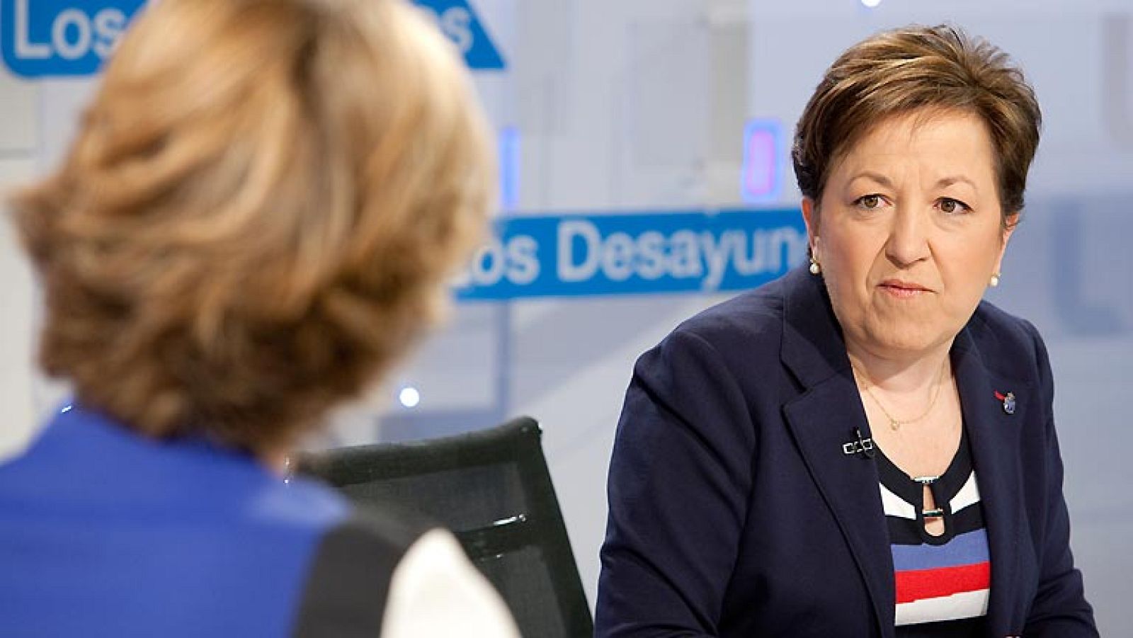 La secretaria general de Sanidad: "Todas las comunidades de todos los colores externalizan servicios" - Los desayunos | Ver