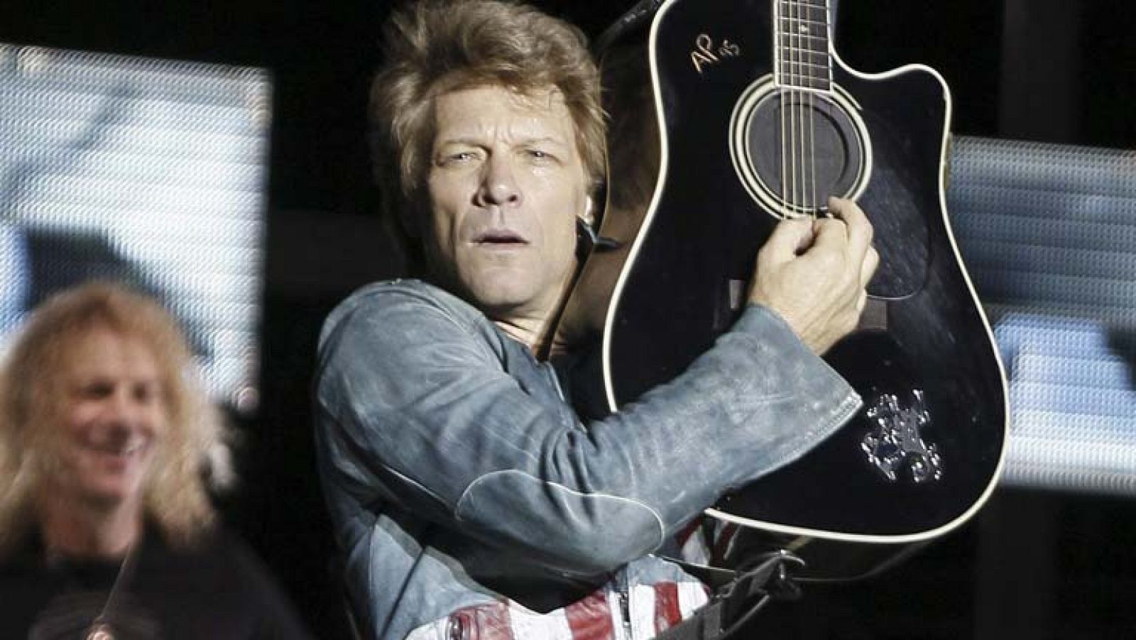 Bon Jovi hace vibrar al Vicente Calderón - Informativo 24h | Ver