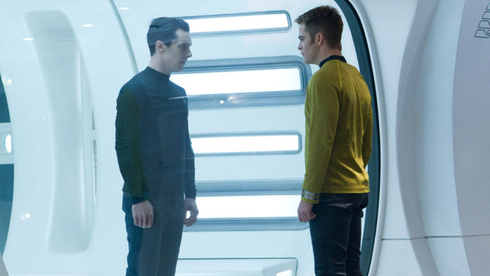 Clip de la película 'Star Trek En La Oscuridad' con Chris Pine y Benedict Cumberbatch