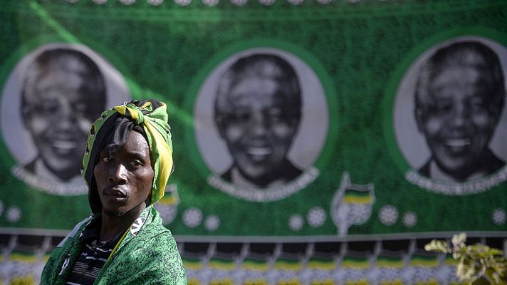 Telediario 1 - Sudáfrica pendiente de Mandela