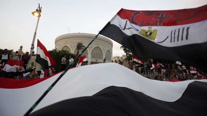 Telediario 1 - Presión del ejército dobre Mubarak