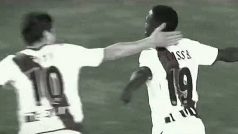 La promoción del Rayo Vallecano con motivo de la captación de socios para la próxima temporada tiene como actor principal al entrenador del equipo, Paco Jémez.