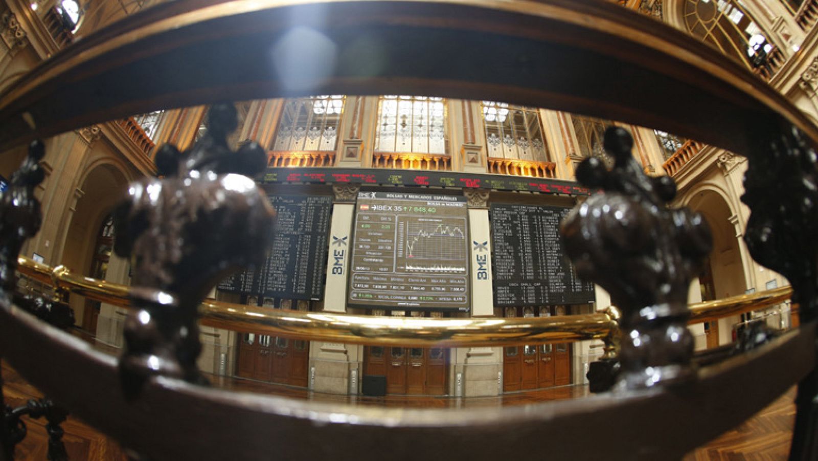 El Ibex-35 baja un 0,26% y la prima de riesgo cierra en 291 puntos básicos | Ver