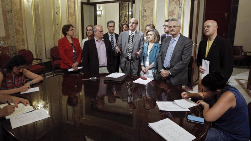 Todos los partidos aprueban una declaración contra la devolución de las ayudas a los astilleros | Ver