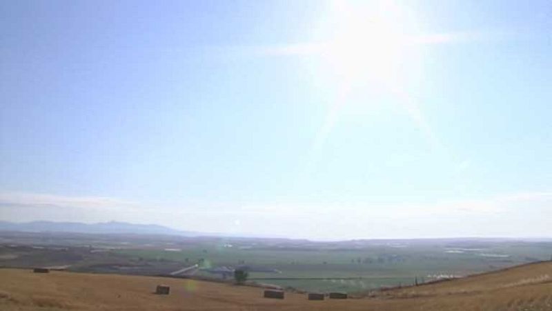 Intervalos nubosos con precipitaciones débiles en el extremo norte