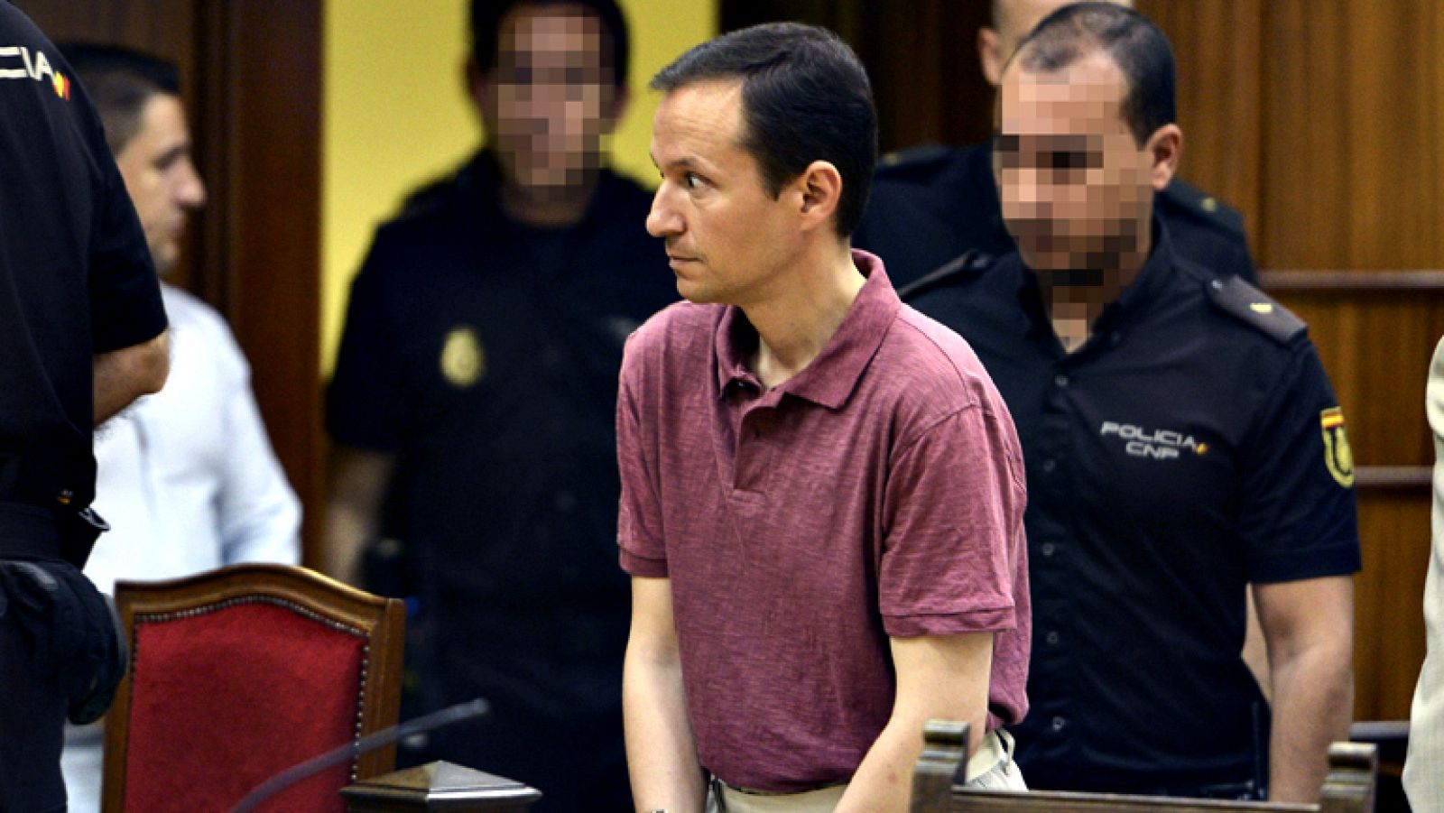 Declaran la perito que dictaminó que los huesos eran de animales y el forense que lo desmintió en el juicio contra Bretón - Los desayunos | Ver