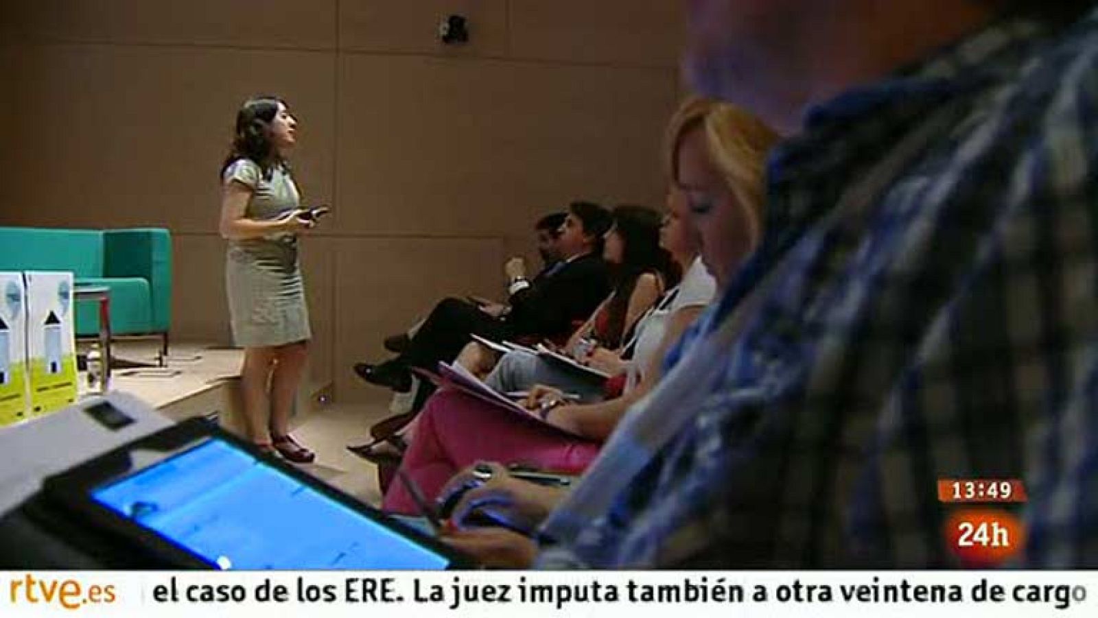 Enseñando a educar en nuevas tecnologías - Informativo 24h | Ver
