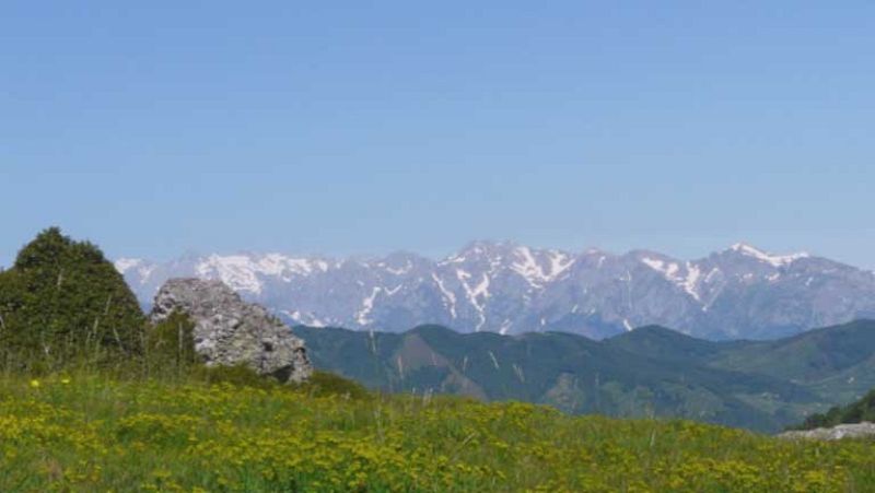 Cielo poco nuboso o despejado en la mayor parte del país