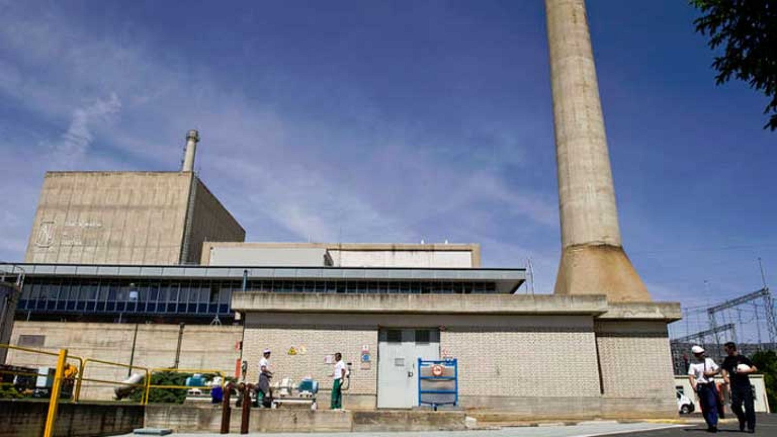 Industria firma la orden de cese de Garoña