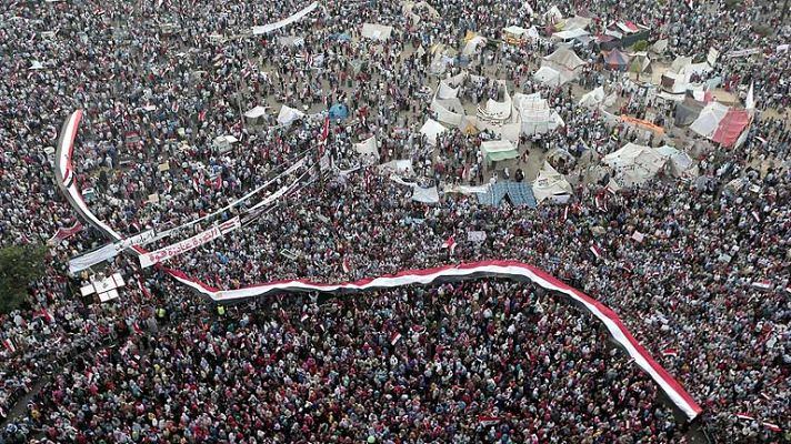 Telediario 1 - Manifestaciones en Egipto