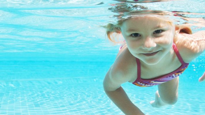 La mañana - Infecciones por el bañador mojado