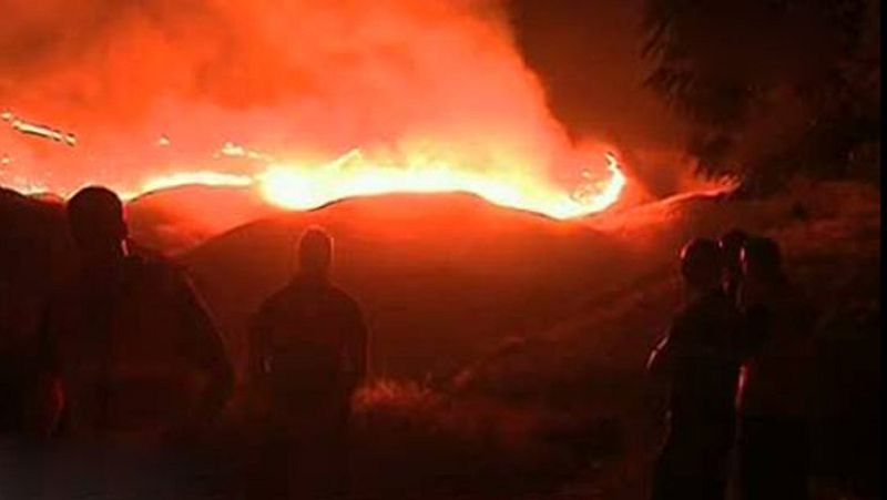 Tres incendios azotan la sierra de Cabrera en Almería