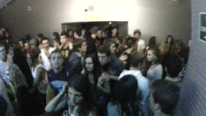 Telediario 1 - Dos amigas de una de las fallecidas en el Madrid Arena comparecen hoy ante el juez