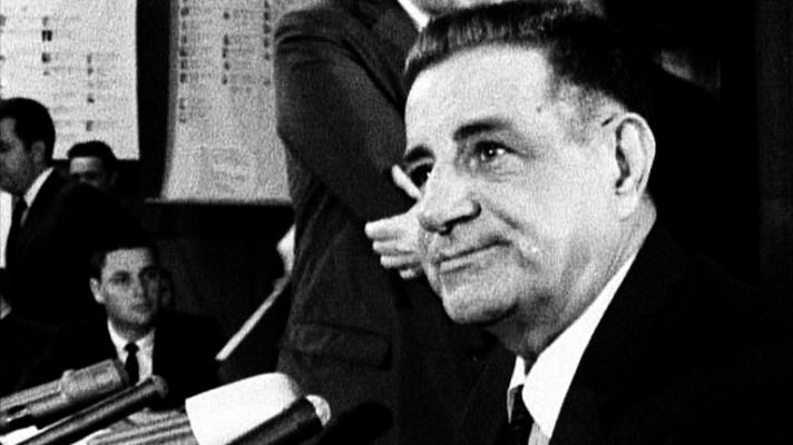 Documenta2 - La Mafia: Joe Valachi - Comienzo