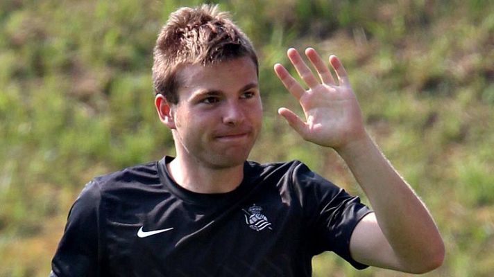 Telediario 1 - Illarramendi realiza el primer entrenamiento con la Real sin desvelar su futuro
