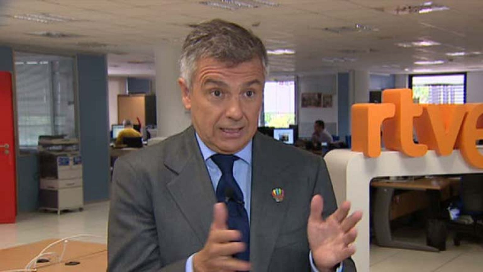 Juan Antonio Samaranch, miembro del COI, ha repasado para RTVE.es las opciones de la candidatura olímpica de Madrid 2020. "Estamos muy bien colocados. Estamos donde tenemos que estar; en plena batalla, perfectamente posicionados para tener un buen at