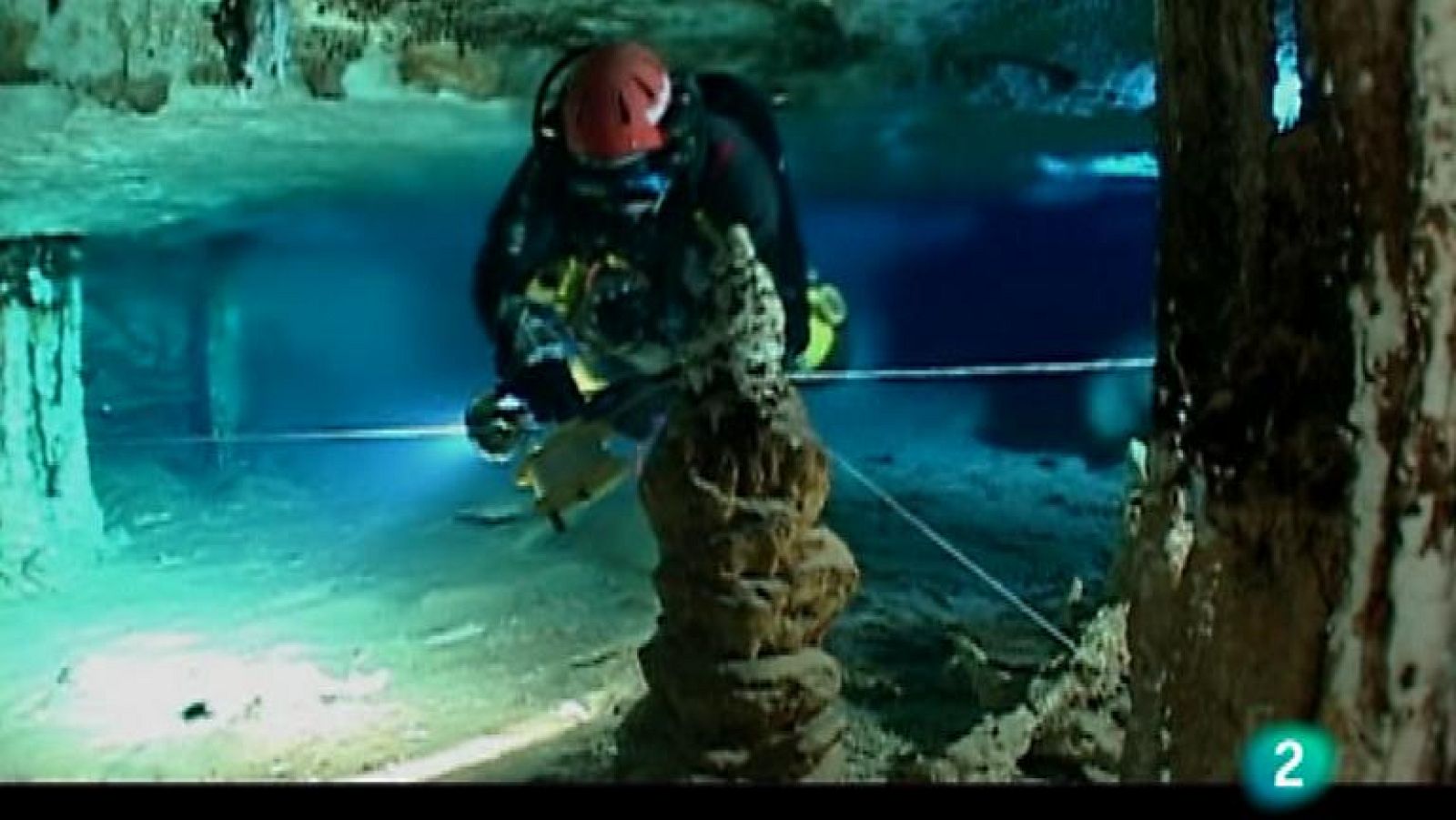 Al filo de lo imposible - La isla de las maravillas. Cuevas Mallorca (2ª parte) - ver ahora