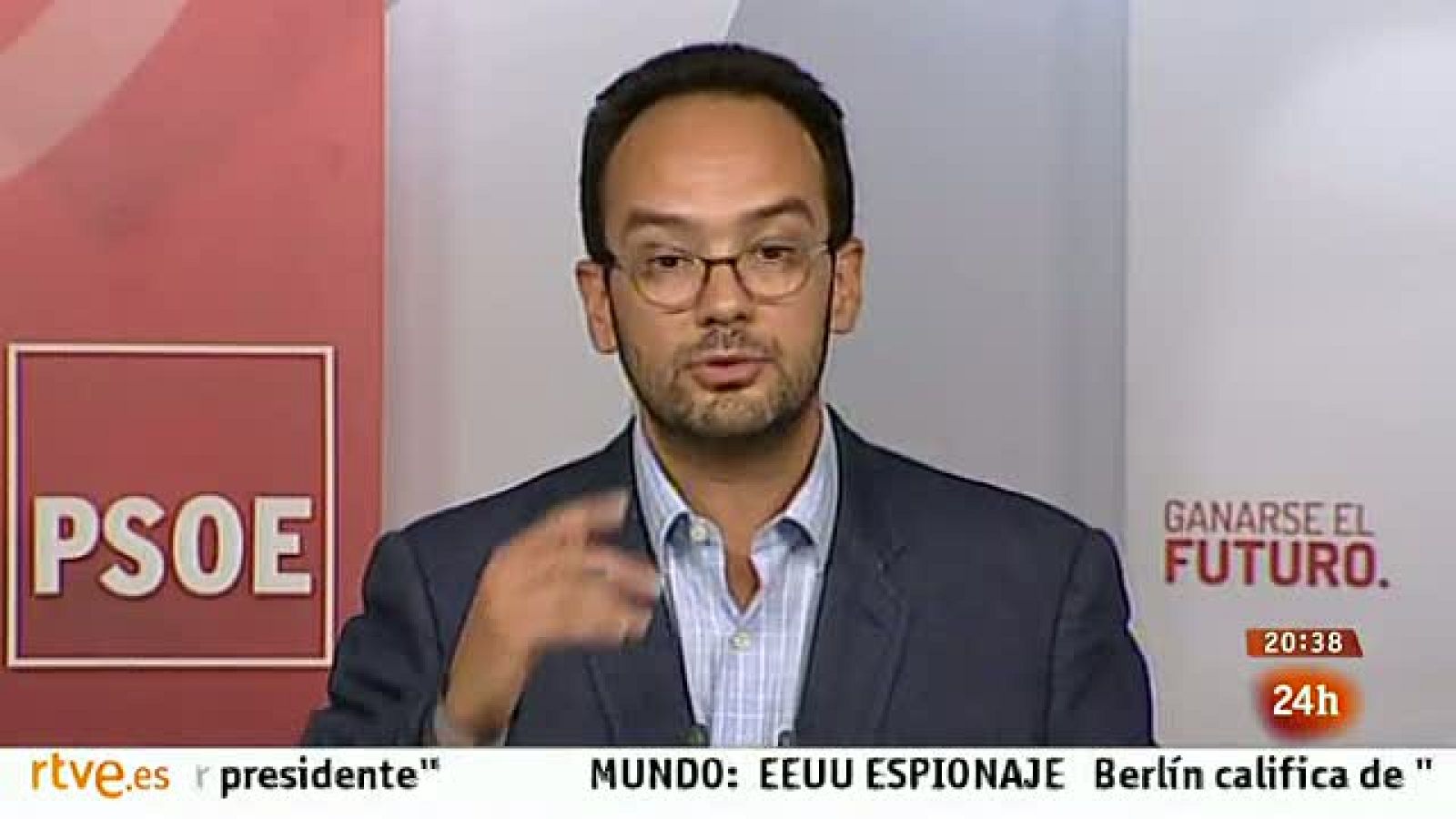 PSOE lamenta que España tenga un presidente del Gobierno "susceptible de ser chantajeado" - La tarde en 24h | Ver