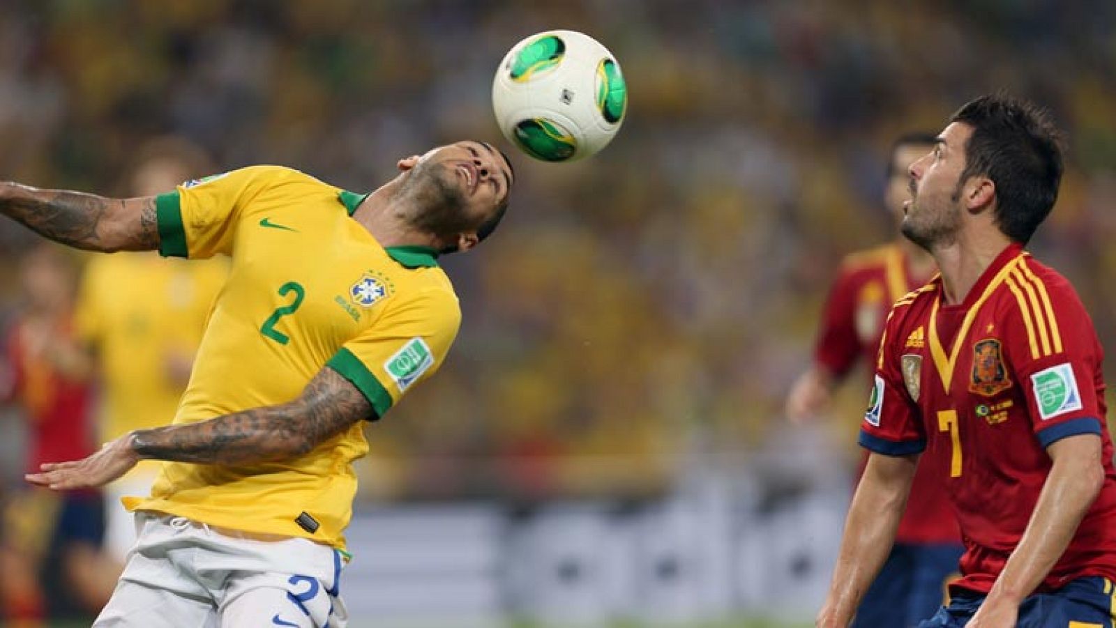 Villa, el máximo goleador de la 'Roja', pone su puntería al servicio del Atlético | Ver