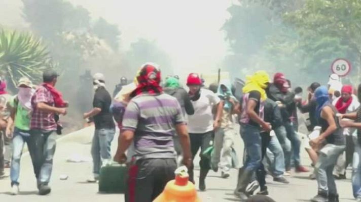 Telediario 1 - Revuelta campesina en Colombia