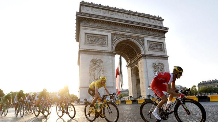 Tour de Francia - París acoge al 'viejo' Tour como se merece