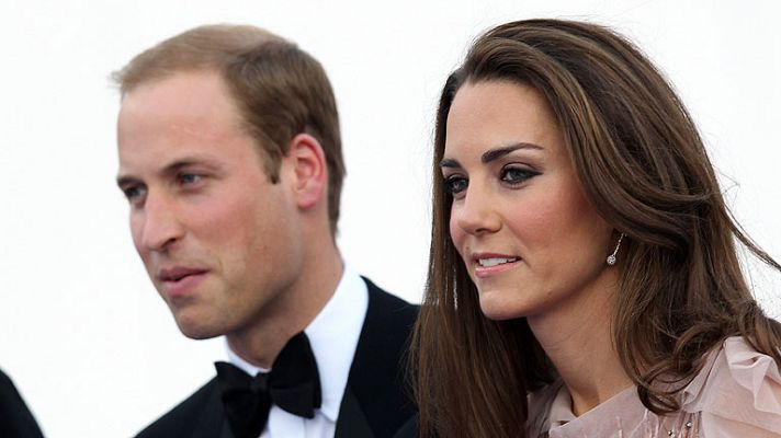 Telediario 1 - La duquesa de Cambridge,Catalina Middleton, ingresa para dar a luz