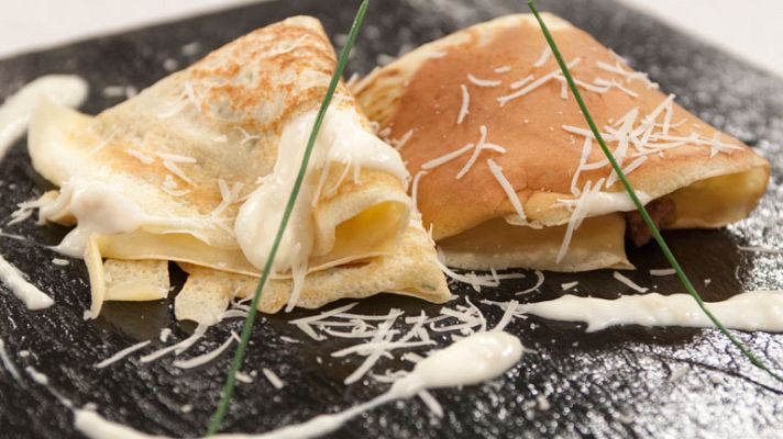 RTVE Cocina - Crepes rellenas con boloñesa