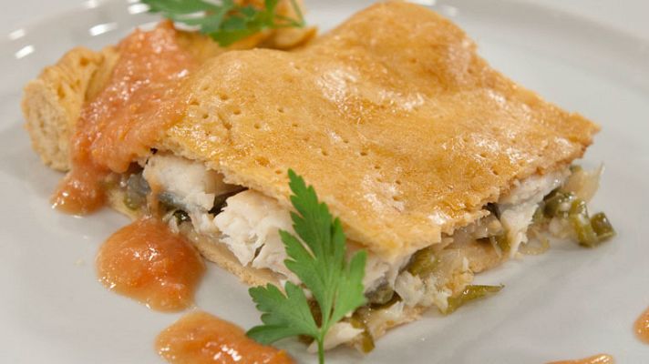 RTVE Cocina - Empanada de rodaballo con cebolla