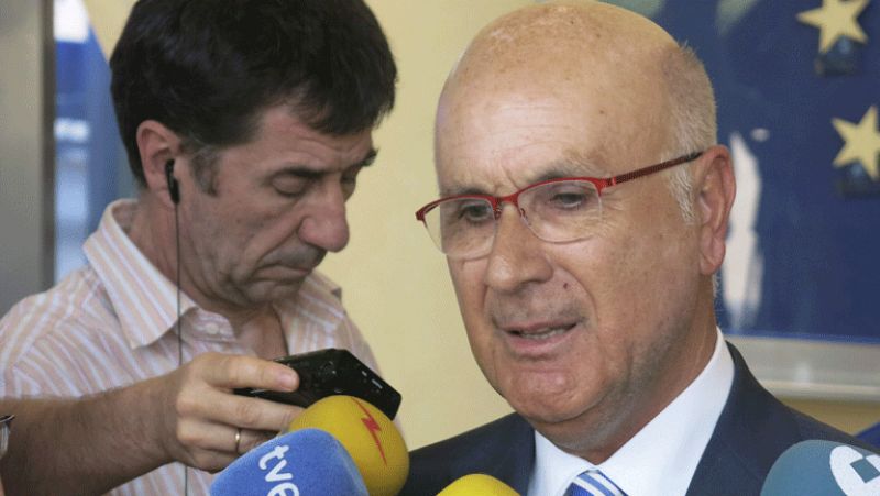 Duran dice a Barroso que no cree que Bárcenas haga caer al Gobierno