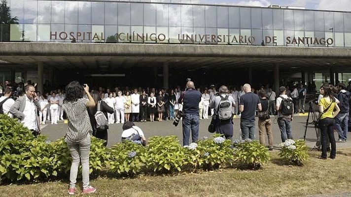 Telediario 1 - 87 hospitalizados en Santiago