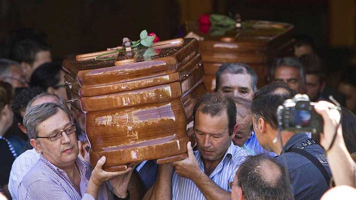 Telediario 1 - Funerales por las víctimas