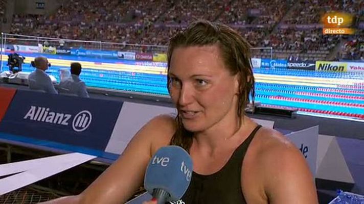  - Melani Costa, feliz tras ganar la plata