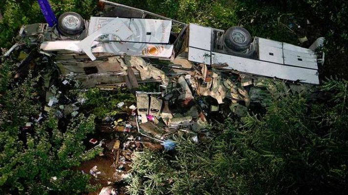 Informativo 24h - 38 muertos en accidente de autobús