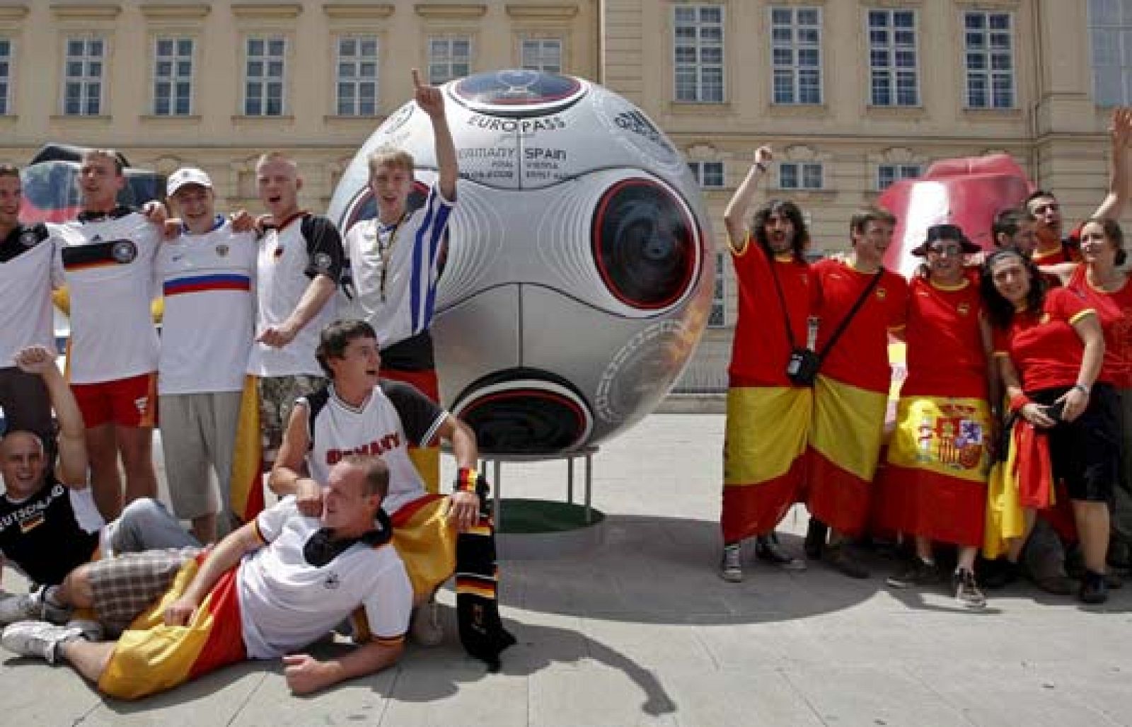 Las noticias del Telediario Fin de Semana Primera Edición del 29 de junio resumidas en el sumario (29/06/08).