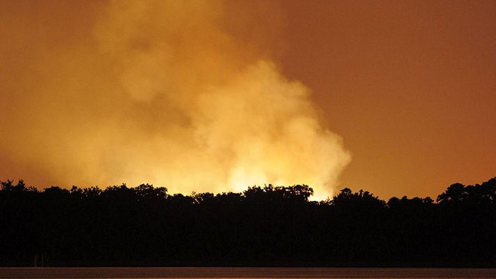 Informativo 24h - Al menos siete heridos y 15 desaparecidos tras varias explosiones en una planta de gas en Florida