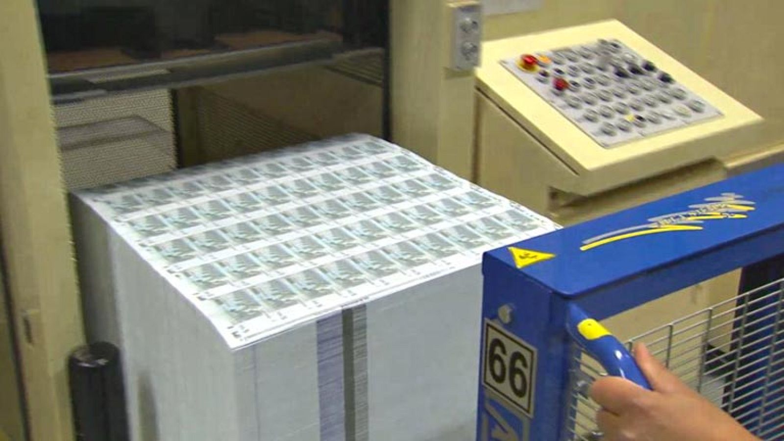 La economía española cayó un 0,1% en el segundo trimestre, según el dato adelantado del INE