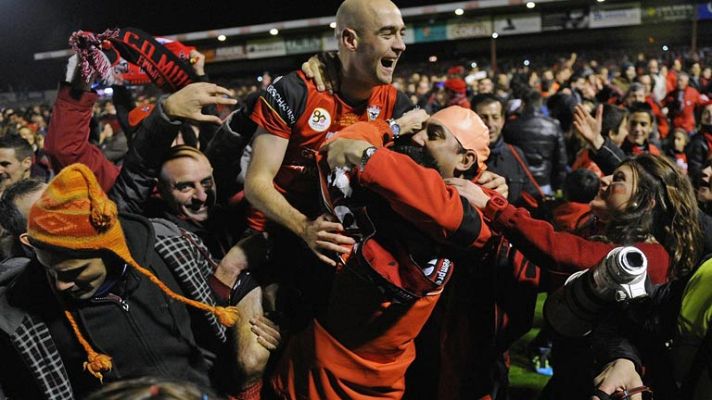 Telediario 1 - El Mirandés salva 'in extrermis' la categoría; Alcorcón y Deportivo, a la espera